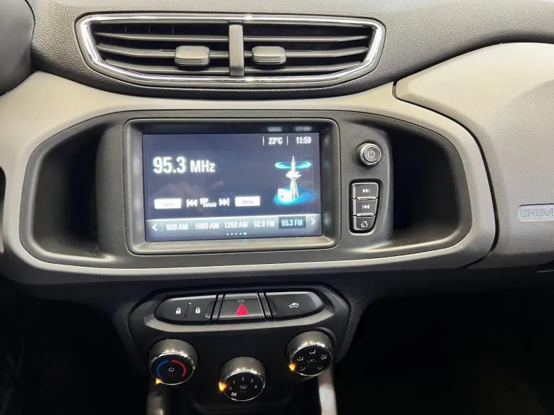 GM - Chevrolet - CHEVROLET/ONIX LT 1.0