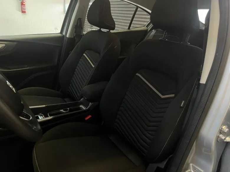 Fiat - FIAT/FASTBACK 1.0 200 TURBO AT