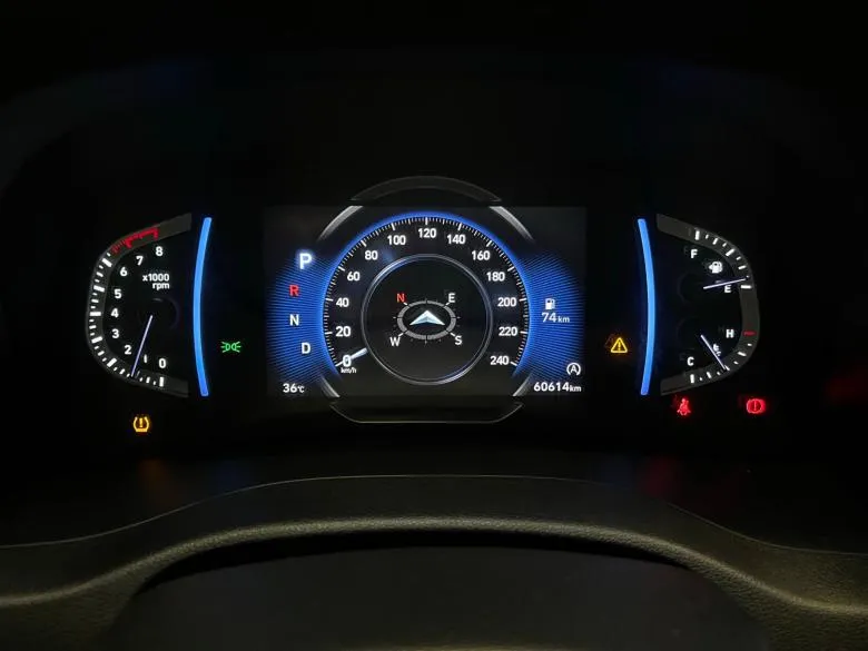 Hyundai - HYUNDAI/CRETA PLATINUM 1.0 TB