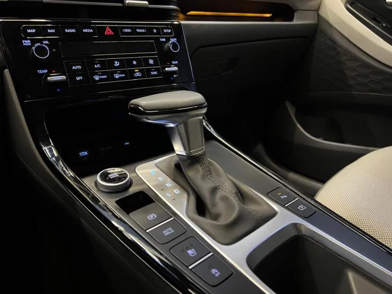 HYUNDAI - HYUNDAI/CRETA ULTIMATE 1.6 TB