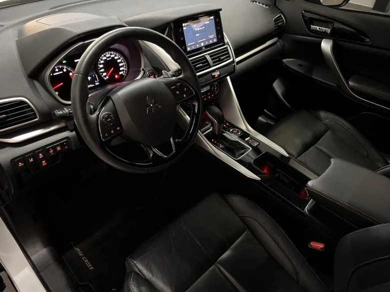 Mitsubishi - MITSUBISHI/ECLIPSE CROSS HPE-S 1.5