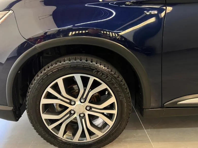 Mitsubishi - MITSUBISHI/OUTLANDER GT 3.0