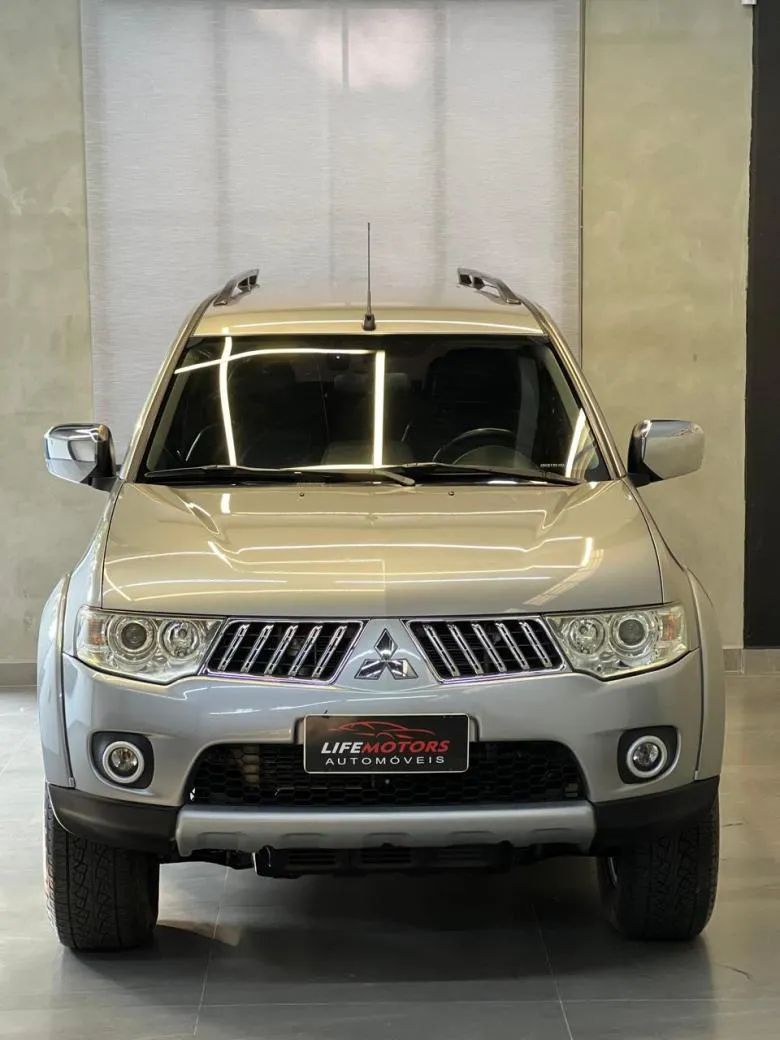 Mitsubishi - PAJERO DAKAR 3X2 4X4 DIESEL AUTOMATICO