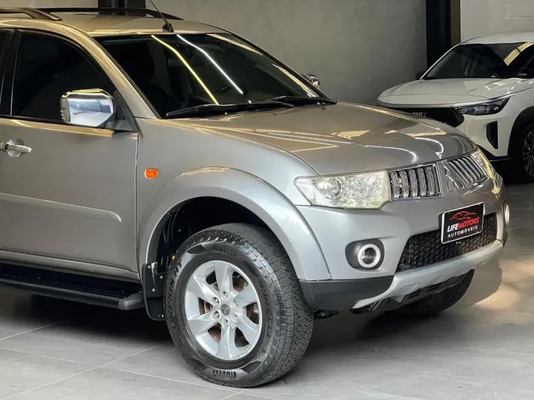 Mitsubishi - PAJERO DAKAR 3X2 4X4 DIESEL AUTOMATICO