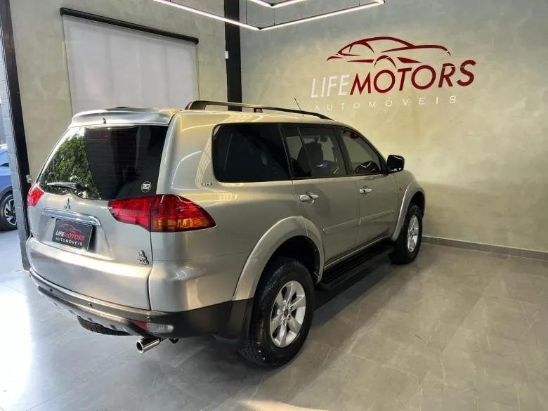 Mitsubishi - PAJERO DAKAR 3X2 4X4 DIESEL AUTOMATICO