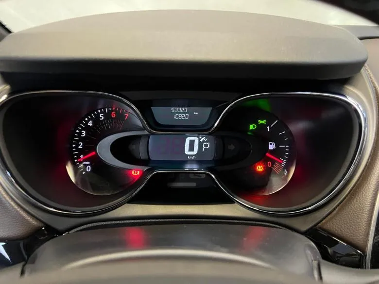 Renault - RENAULT/CAPTUR ICONIC 1.3 TB AT