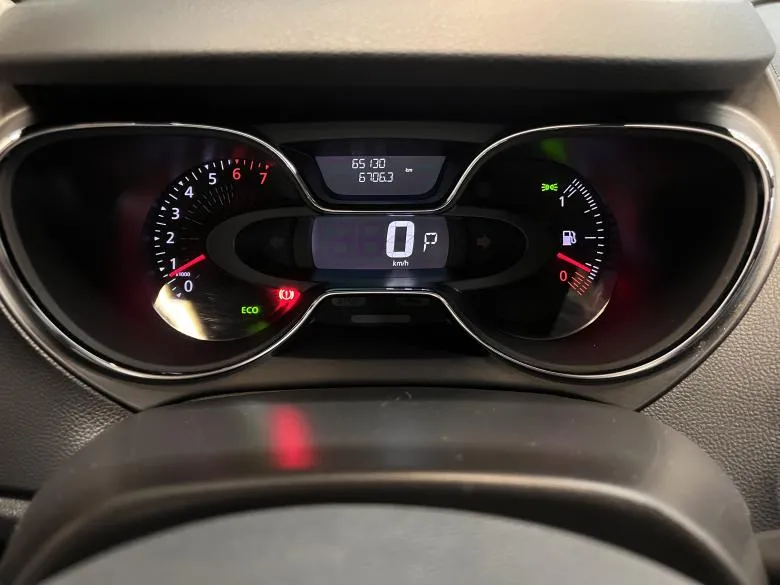 Renault - RENAULT/CAPTUR LIFE 1.6 