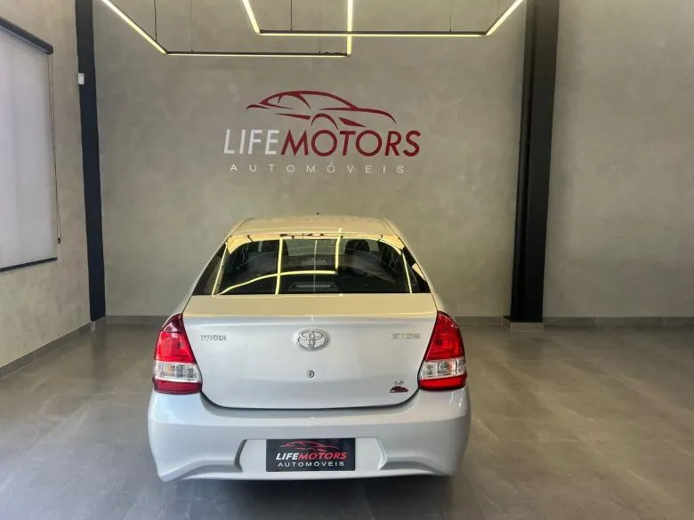 Toyota - TOYOTA/ETIOS SEDAN X 1.5 AT
