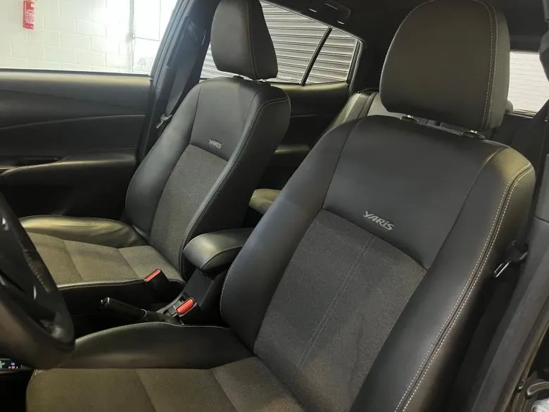 Toyota - TOYOTA/YARIS XS 1.5 AT