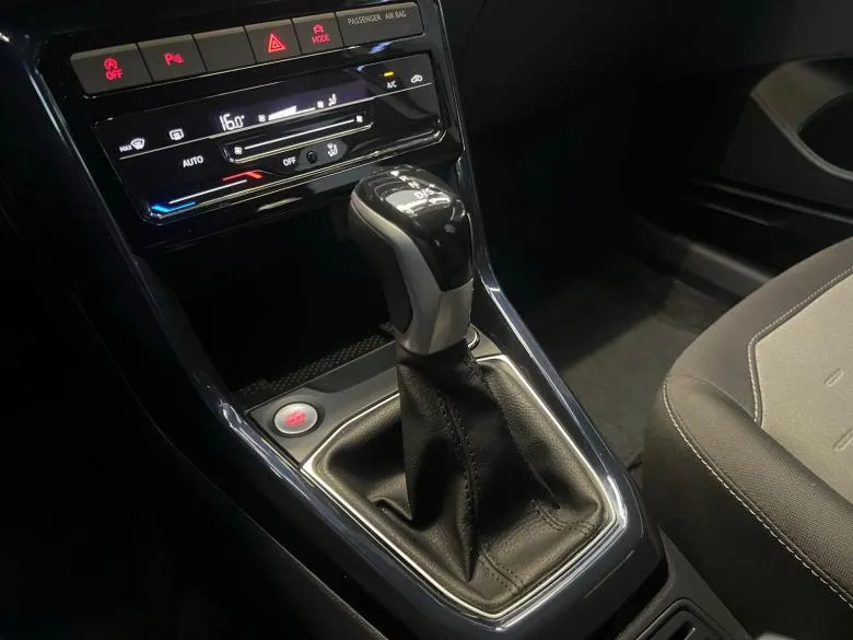 VW - VolksWagen - VW/T-CROSS COMFORTLINE 1.0 TSI AT